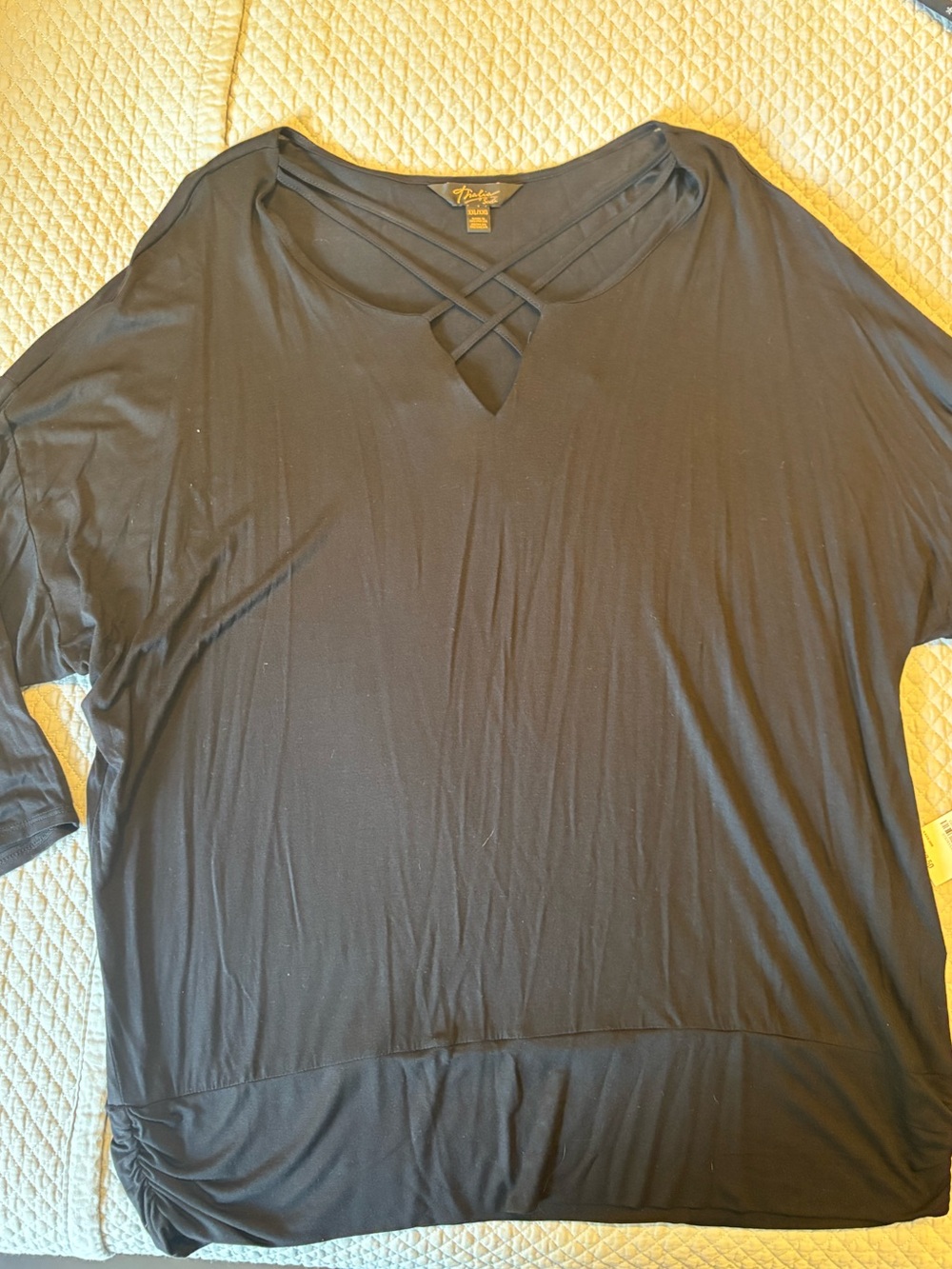 Women’s Black 1/2 sleeve top